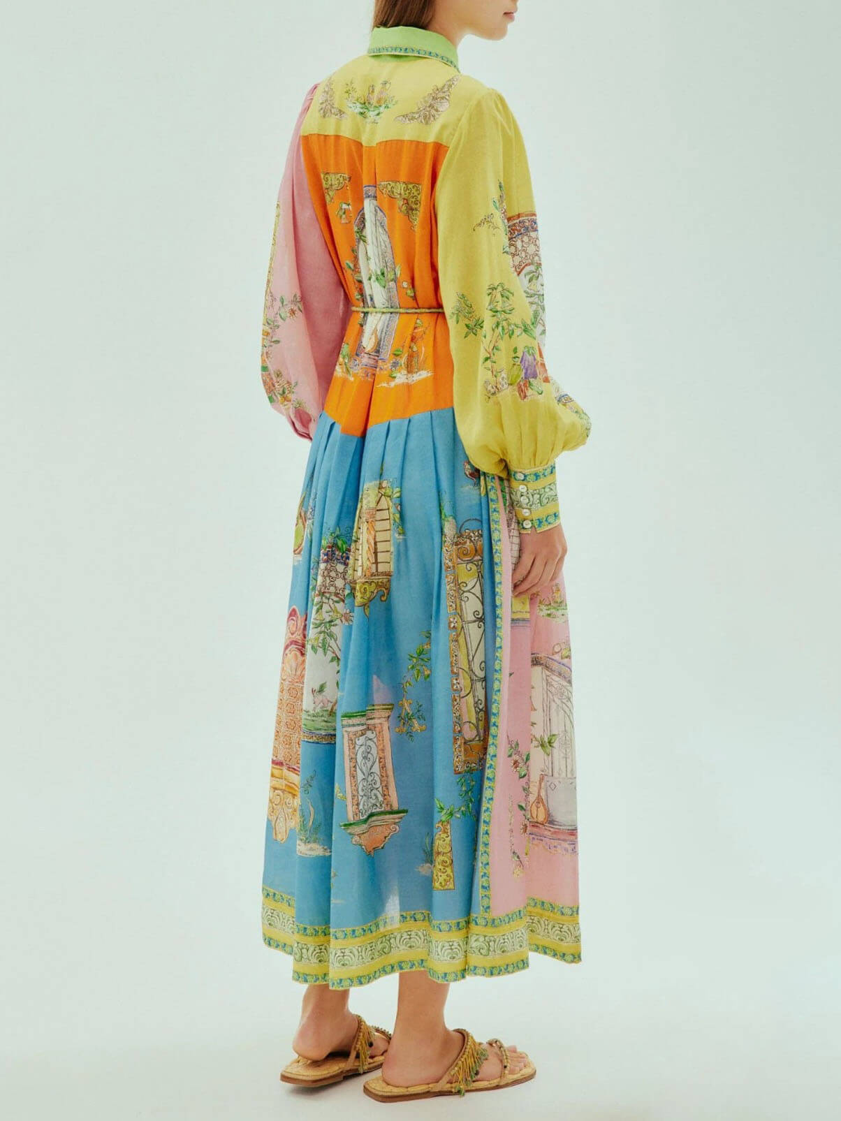 Exquisites Midikleid mit Button-Down-Kragen und Garten-Print